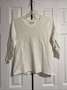 Cotton embroidered leaf pattern cream off white tee shirt size LARGE